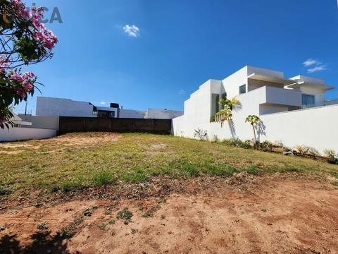 Terreno à venda em Paranavaí, Jardim Monte Cristo, com 360 m², Condomínio San Lorenzo