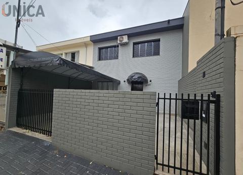 Sobrado para alugar em Paranavaí, Centro, com 3 quartos, com 200 m²