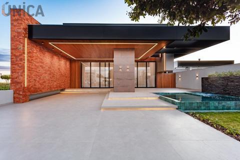 Casa à venda em Porto Rico, Centro, com 4 suítes, com 284 m², Condomínio Mirante do Rio Paraná
