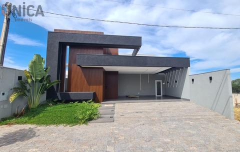 Casa à venda em Paranavaí, Jardim Iguaçu, com 3 suítes, com 220 m², Condomínio Parthenon