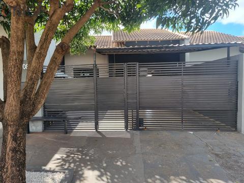 Casa à venda em Paranavaí, Jardim Monte Cristo, com 2 quartos, com 90 m²
